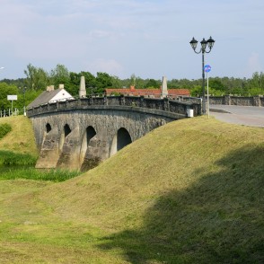 Kandavas velvju tilts pār Abavu Kandavas velvju tilts pār Abavu