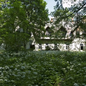 Galēnu muižas kungu māja un parks Galēnu muižas kungu māja un parks