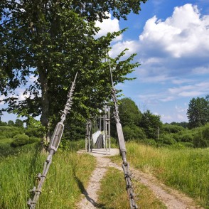 Vecsaikavas gājēju tilts pār Aivieksti Vecsaikavas gājēju tilts pār Aivieksti