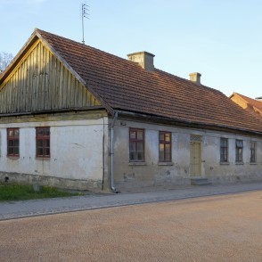 Kuldīgas vecpilsēta, Jelgavas iela 32 Kuldīgas vecpilsēta, Jelgavas iela 32