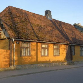 Kuldīgas vecpilsēta, Skrundas iela 8 Kuldīgas vecpilsēta, Skrundas iela 8