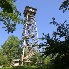 Kamparkalns un Kamparkalna skatu tornis Kamparkalns un Kamparkalna skatu tornis