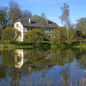Cīravas muižas kalpu māja Cīravas muižas kalpu māja