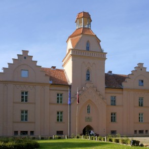 Ēdoles viduslaiku pils Ēdoles viduslaiku pils