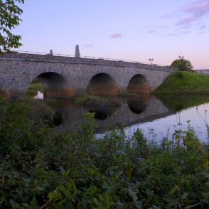 Kandavas tilts pār Abavu - senākais mūra tilts Latvijā Kandavas tilts pār Abavu - senākais mūra tilts Latvijā