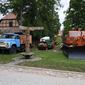Ceļu muzejs, Šlokenbekas muiža Ceļu muzejs, Šlokenbekas muiža