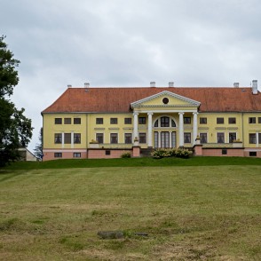 Durbes muižas kungu māja Durbes muižas kungu māja