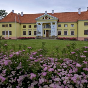 Durbes muižas kungu māja Durbes muižas kungu māja