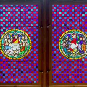 Zaļenieku luterāņu baznīcas vitrāžas Zaļenieku luterāņu baznīcas vitrāžas