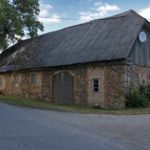 Cēres muižas saimniecības ēka Cēres muižas saimniecības ēka