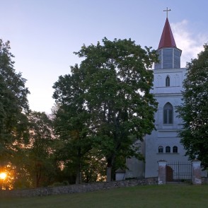 Skrundas evaņģēliski luteriskā baznīca Skrundas evaņģēliski luteriskā baznīca