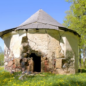 Glūdas Evaņģēliski luteriskā baznīca Glūdas Evaņģēliski luteriskā baznīca