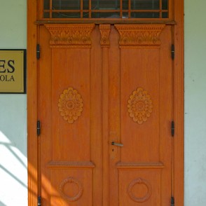 Popes pils ieejas portāls Popes pils ieejas portāls