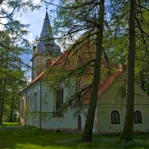 Popes evaņģēliski luteriskā baznīca Popes evaņģēliski luteriskā baznīca