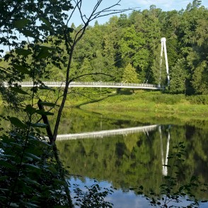 Kājnieku tilts pār Gauju pie Velnalas Kājnieku tilts pār Gauju pie Velnalas