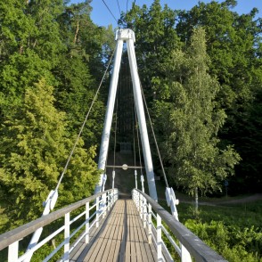 Siguldas gājēju tilts pie Velnalas Siguldas gājēju tilts pie Velnalas