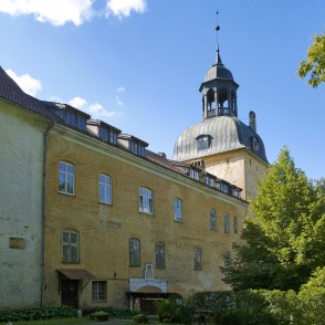 Lielstraupes pils un baznīca Lielstraupes pils un baznīca