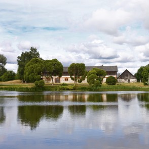 Stendes muižas saimniecības ēkas Stendes muižas saimniecības ēkas