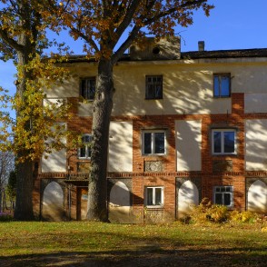 Dzērbenes muižas dzīvojamā ēka Dzērbenes muižas dzīvojamā ēka