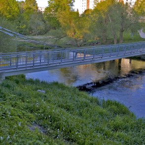 Metāla gājēju tiltiņš Iecavā Metāla gājēju tiltiņš Iecavā