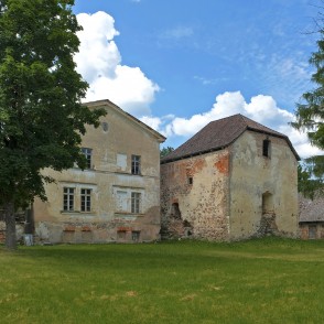 Nabes muižas kungu māja un Nabes pils tornis Nabes muižas kungu māja un Nabes pils tornis