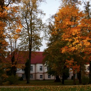 Vānes muižas pils un parks Vānes muižas pils un parks