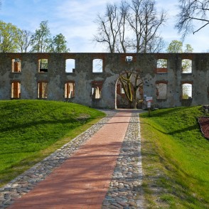 Grobiņas viduslaiku pils Grobiņas viduslaiku pils