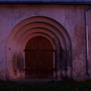 Kabiles baznīcas ieejas portāls Kabiles baznīcas ieejas portāls