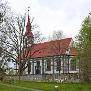 Lēdurgas evaņģēliski luteriskā baznīca Lēdurgas evaņģēliski luteriskā baznīca