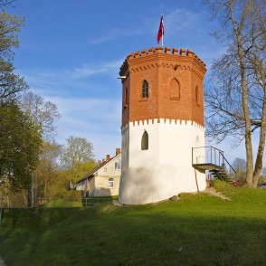 Priekules pils skatu tornis Priekules pils skatu tornis