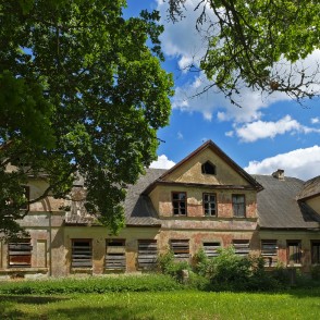 Lubezeres muižas kungu māja Lubezeres muižas kungu māja