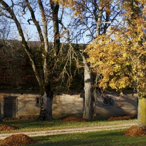 Almāles muižas saimniecības ēka Almāles muižas saimniecības ēka