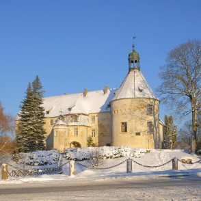 Jaunpils pils ziemā Jaunpils pils ziemā