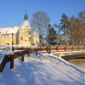 Jaunpils pils ziemā Jaunpils pils ziemā
