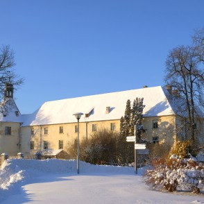Jaunpils pils ziemā Jaunpils pils ziemā