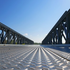 Metāla tilts pār Papes kanālu Metāla tilts pār Papes kanālu