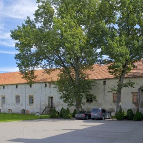 Alsungas pils iekšpagalms Alsungas pils iekšpagalms