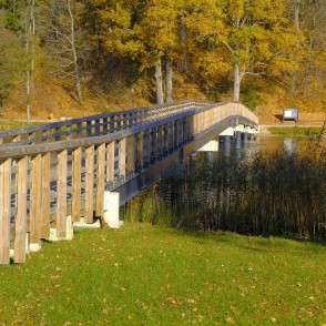 Tilts kas savieno Marijas salu ar Tempļa kalnu Tilts kas savieno Marijas salu ar Tempļa kalnu