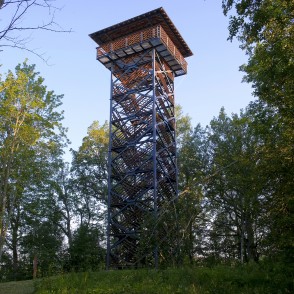 Skatu tornis Korneti-Peļļi dabas rezervātā Skatu tornis Korneti-Peļļi dabas rezervātā