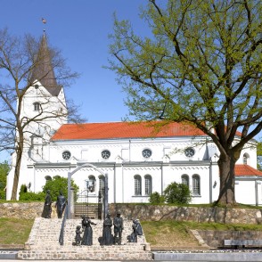 Saldus Sv. Jāņa evaņģēliski luteriskā baznīca Saldus Sv. Jāņa evaņģēliski luteriskā baznīca