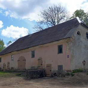 Kalnamuiža Manor Farm Building (Saldus) Kalnamuiža Manor Farm Building (Saldus)