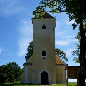 Klosteres Sv. Pētera evaņģēliski luteriskā baznīca Klosteres Sv. Pētera evaņģēliski luteriskā baznīca