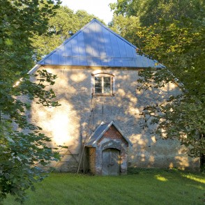 Ēveles muižas klēts Ēveles muižas klēts