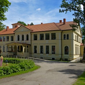 Lažas - Padures muižas pils Lažas - Padures muižas pils