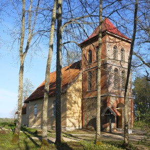 Krūtes - Bārtas evaņģēliski luteriskā baznīca Krūtes - Bārtas evaņģēliski luteriskā baznīca
