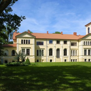 Lažas - Padures muižas pils Lažas - Padures muižas pils