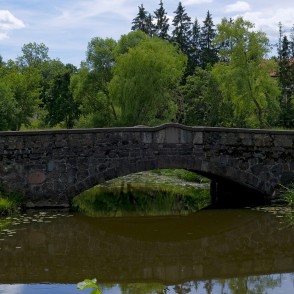 Laukakmens mūra velvju tilts pār Tebru Aizputē Laukakmens mūra velvju tilts pār Tebru Aizputē