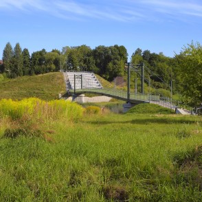 Gājēju tilts pār Mūsas upi Bauskā Gājēju tilts pār Mūsas upi Bauskā