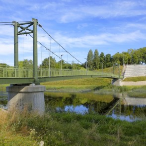 Gājēju tilts pār Mūsas upi Bauskā Gājēju tilts pār Mūsas upi Bauskā