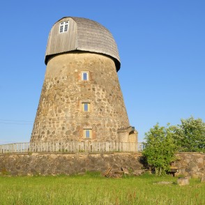 Burtnieku vējdzirnavas (Kalndzirnavas) Burtnieku vējdzirnavas (Kalndzirnavas)